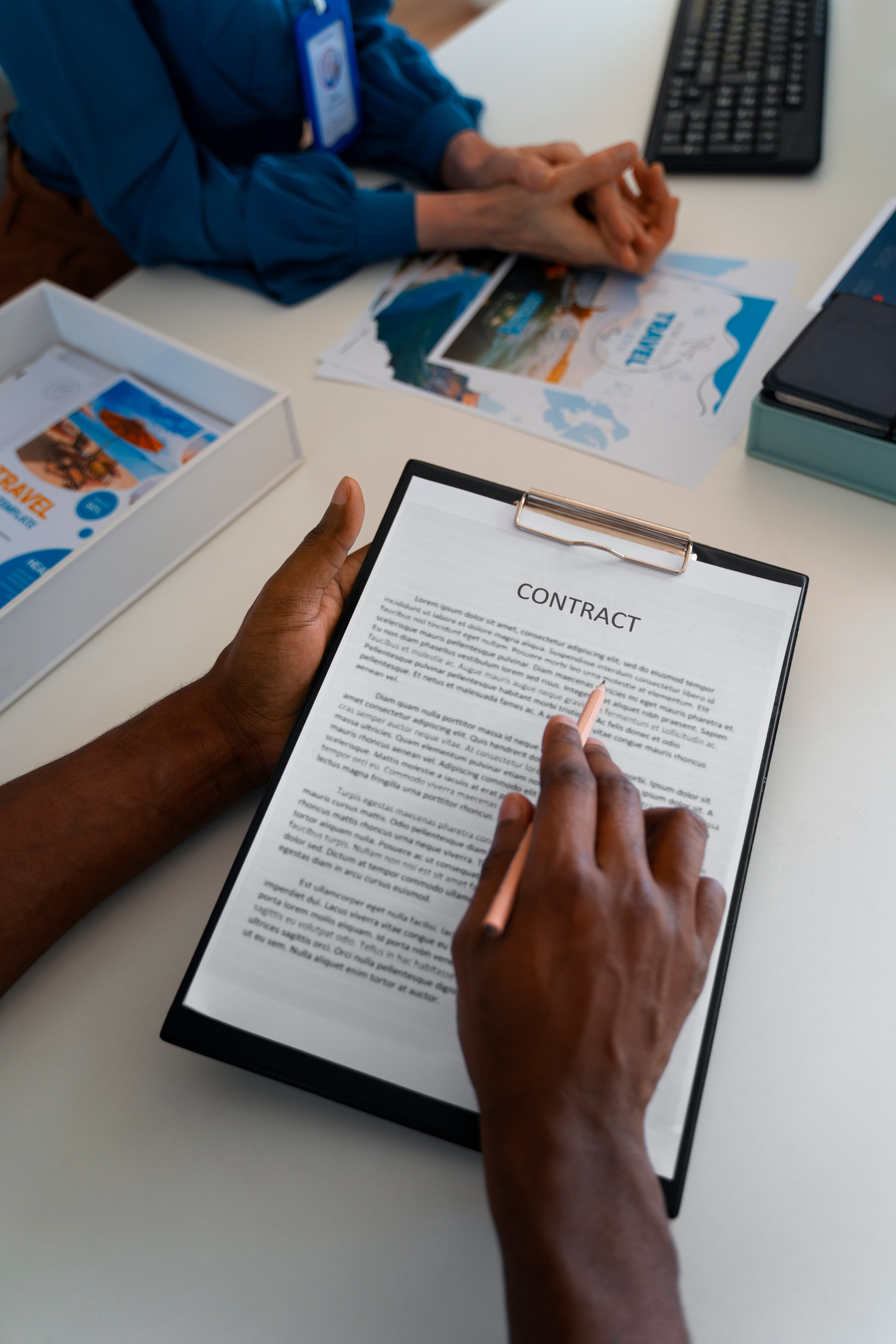 Contracts & Commercial Law Services